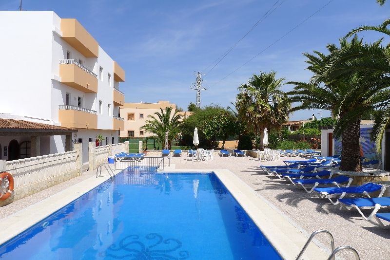Apartamentos Zodiac San Antonio  Exterior foto