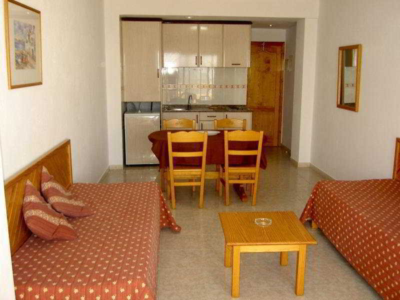 Apartamentos Zodiac San Antonio  Exterior foto